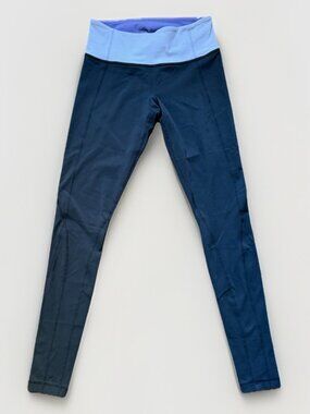 LuLuLemon Wunder Under Full Length Reversible Leggings Size 6 Gray and Purple